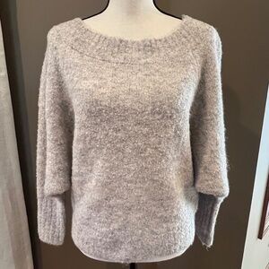 Women's Express Wool Blend Scoop Neck Oatmeal, Batwing Sleeve, Size Medium